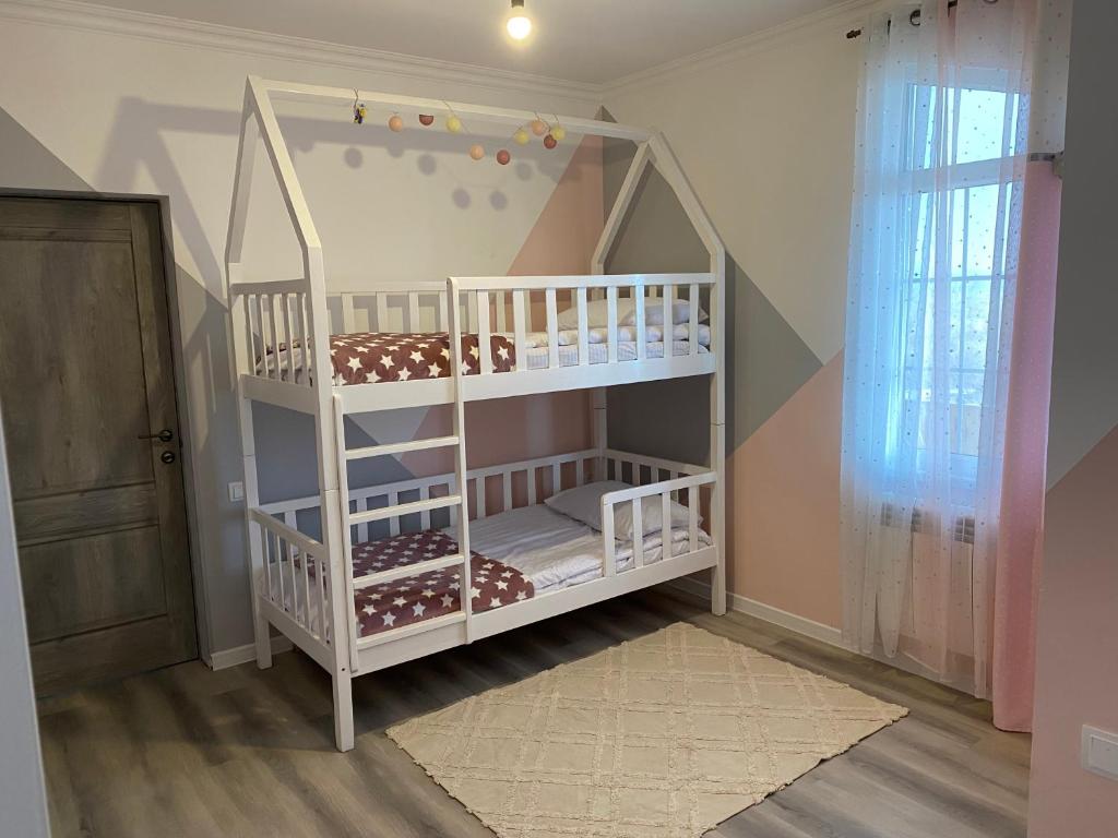 Family House photo 1