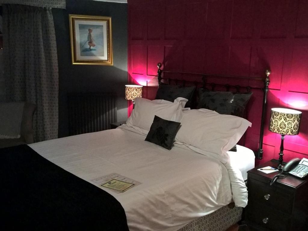 Lifton Hall Room Type - King Room
