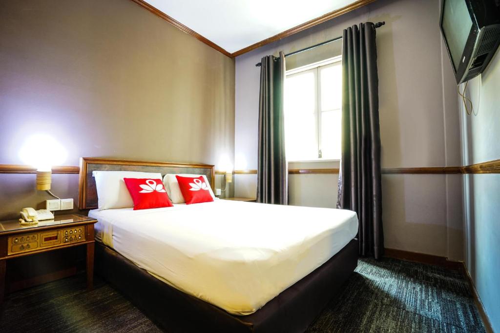 Двухместный (Улучшенный двухместный номер с 1 кроватью), ZEN Rooms Geylang