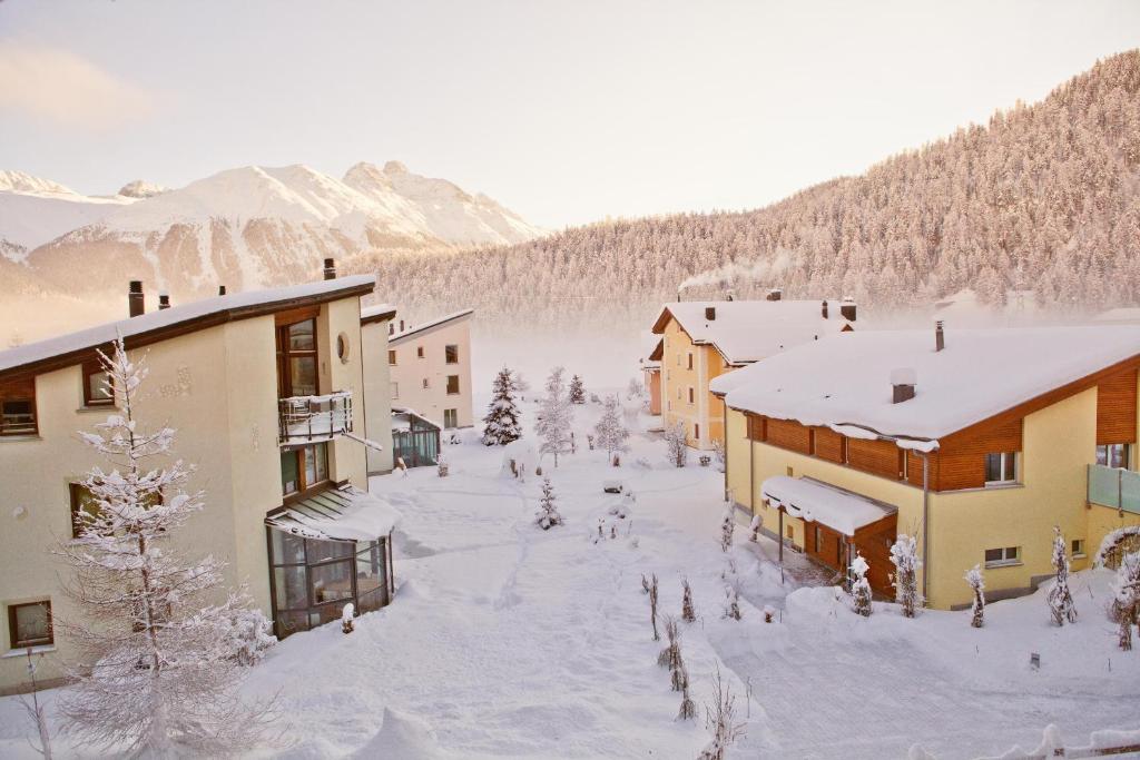 Chesa Panorama photo 2