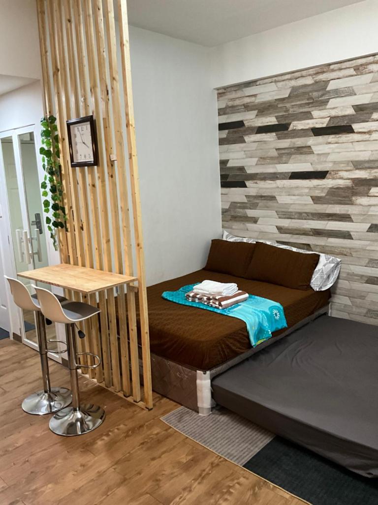 Cozy Staycation Amani Grand Resort Residences Near Cebu Airport with Pool & Gym , Free Wifi, Cebu City