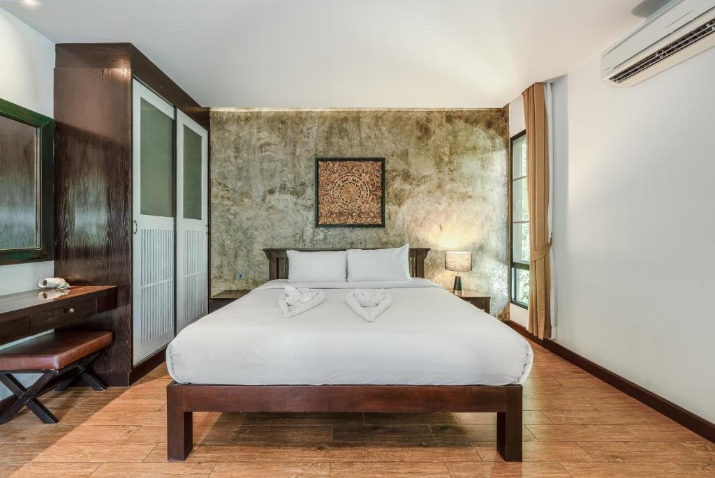 Coco Retreat Phuket Resort & Spa Room Type - Luxury Room Villa