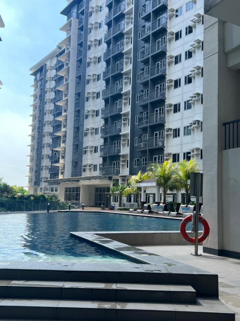 EdRonJays Staycation and Longterm rent - Tap to explore photos