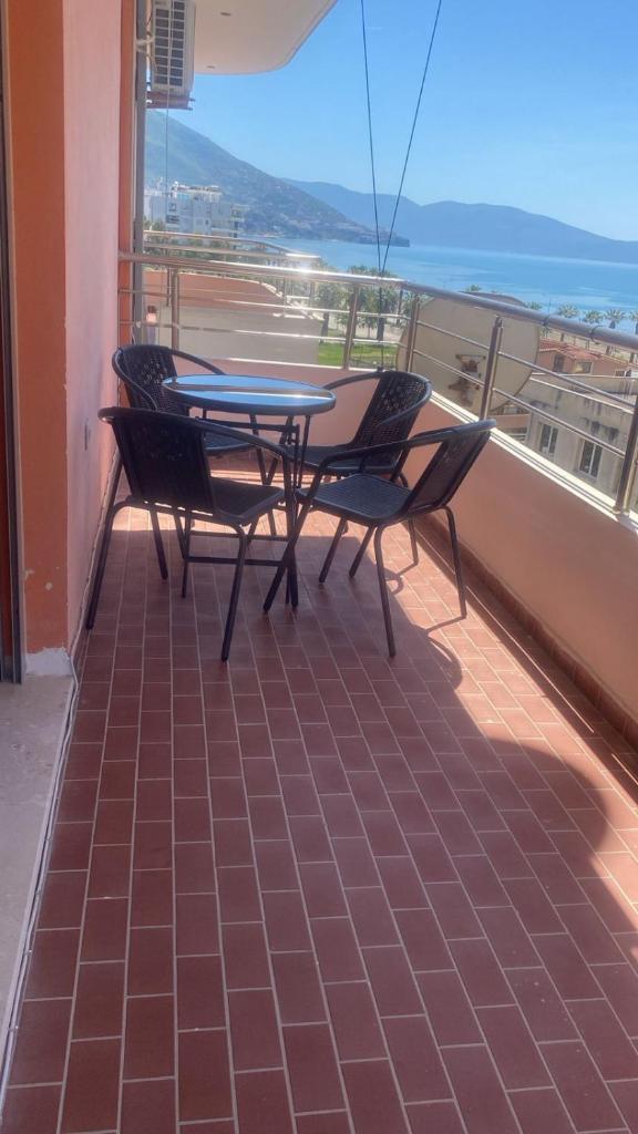 Apartment me qera Lungomare Vlore Dejvid by the sea photo 4
