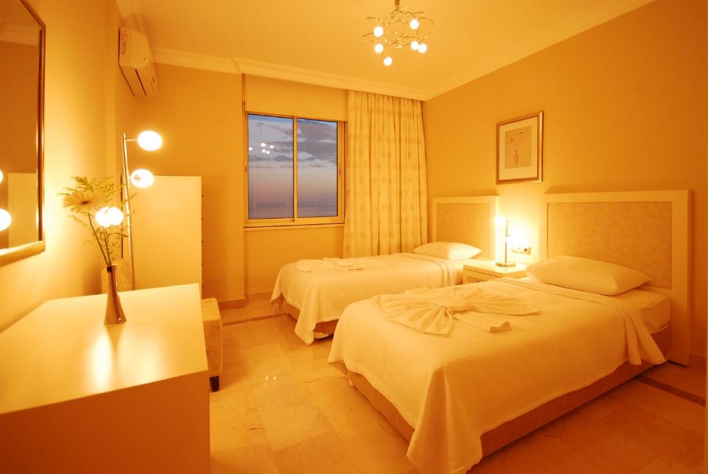 Goldcity Hotel photo 3