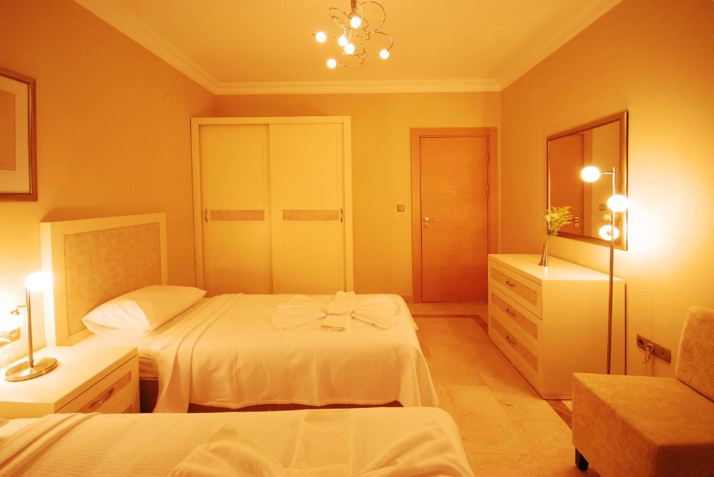 Goldcity Hotel photo 2