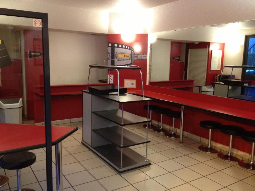 hotelF1 Remiremont Saint Nabord photo 4