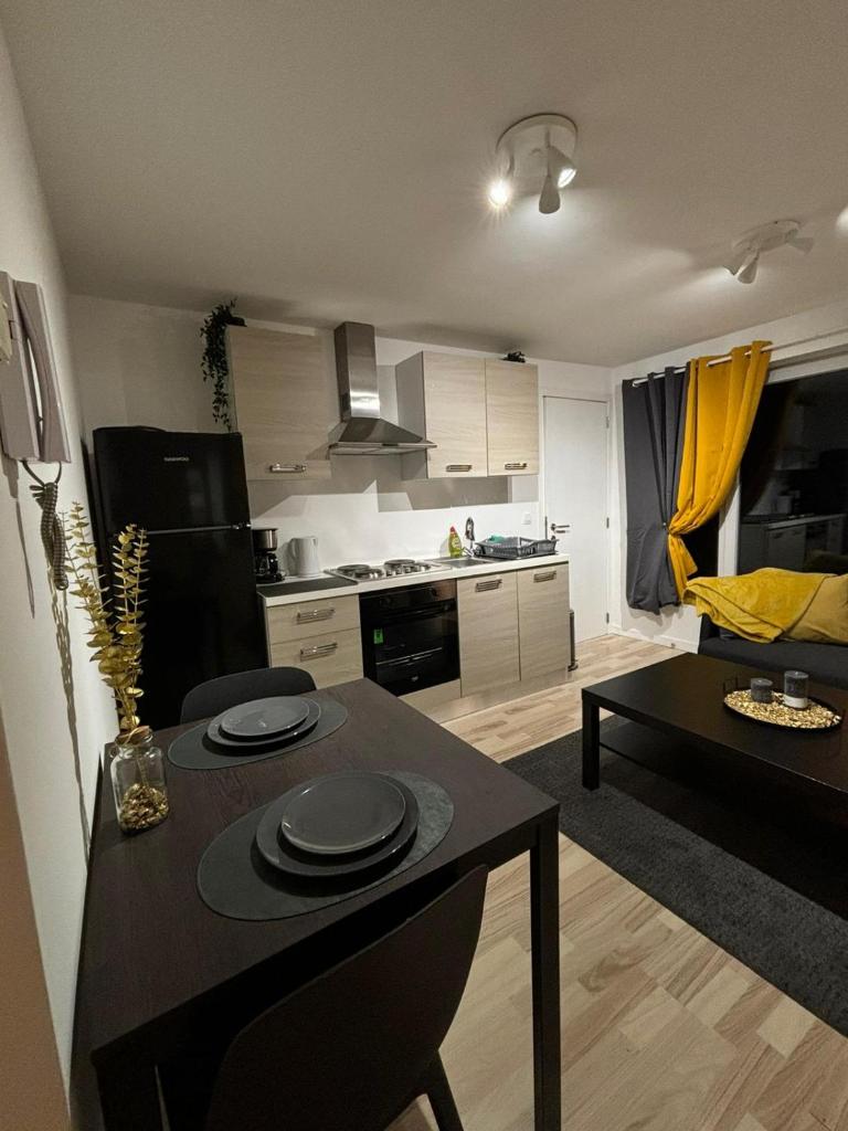 grand studio Huy centre photo 2