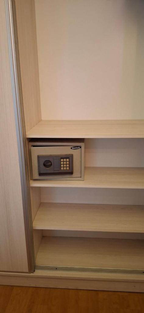Dos habitaciónes independientes con baño privado en casa familiar photo 4