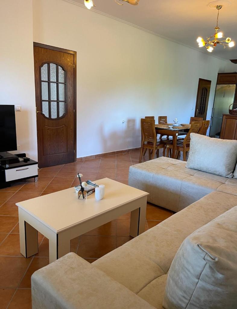 Charming Villa in Lezhë,Albania-Your Albanian Gem photo 2