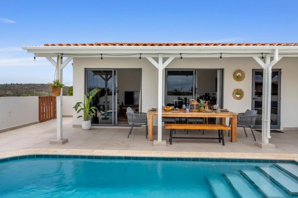 New Villa Jaburibari photo 4