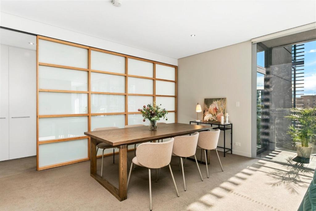 Pyrmont Paradise - Relaxed living with water views PYRM2 photo 1