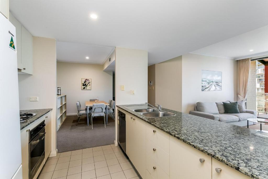Pyrmont paradise - Anzac bridge view in all rooms BOW66 photo 3