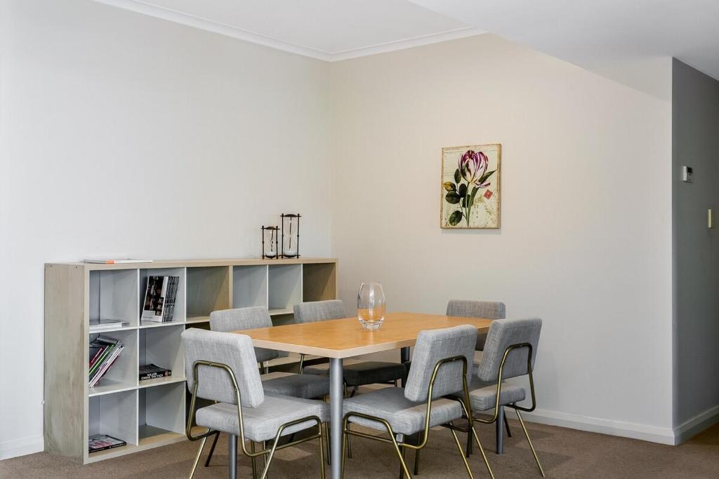 Pyrmont paradise - Anzac bridge view in all rooms BOW66 photo 1