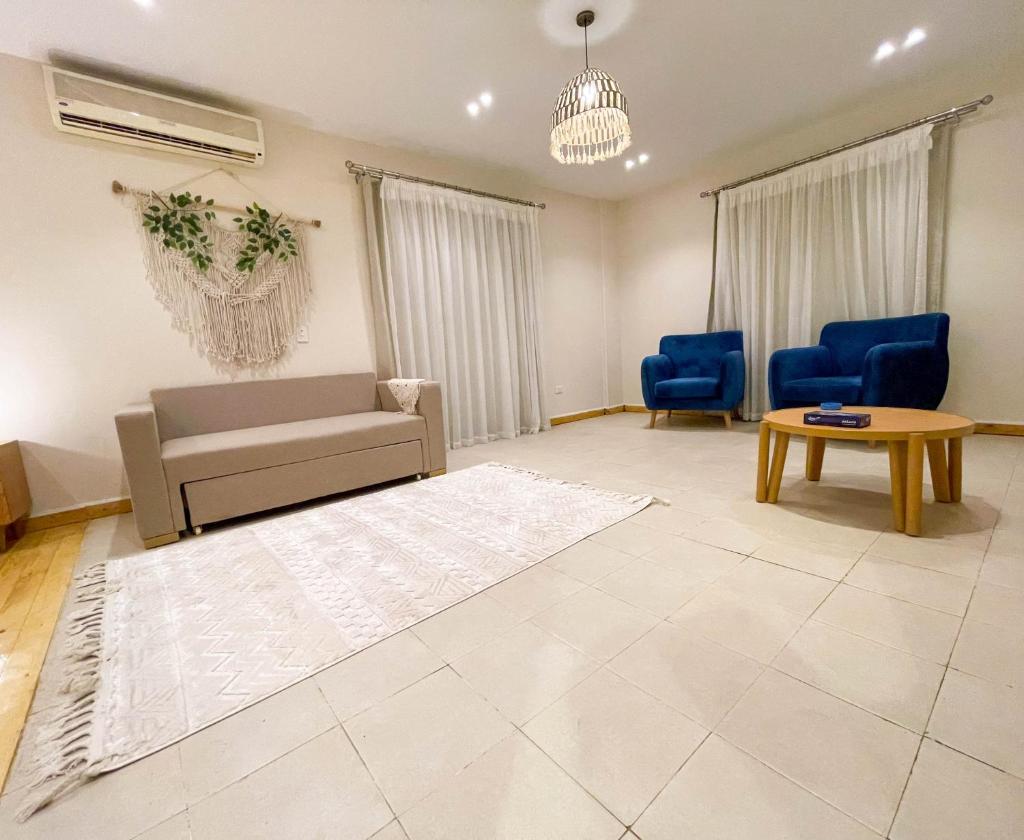 Settle Inn Aswar Apartments - Tap to explore photos