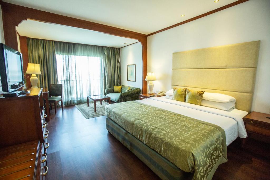 Сьюит (Номер с кроватью размера «queen-size»), Taj Banjara