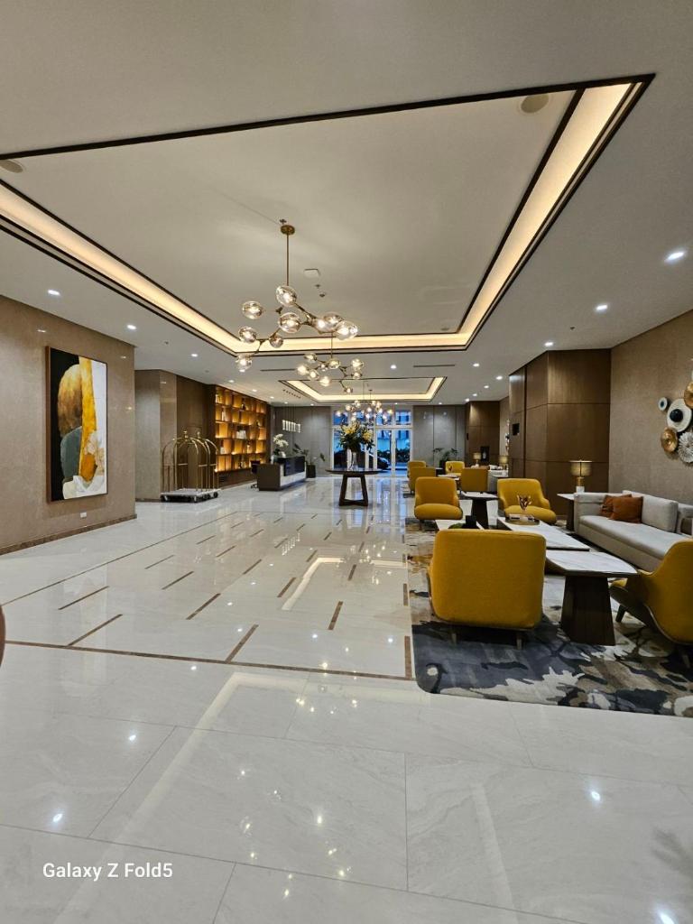 Condo Suite 1 Bedroom McKinley West Taguig City, Metro Manila