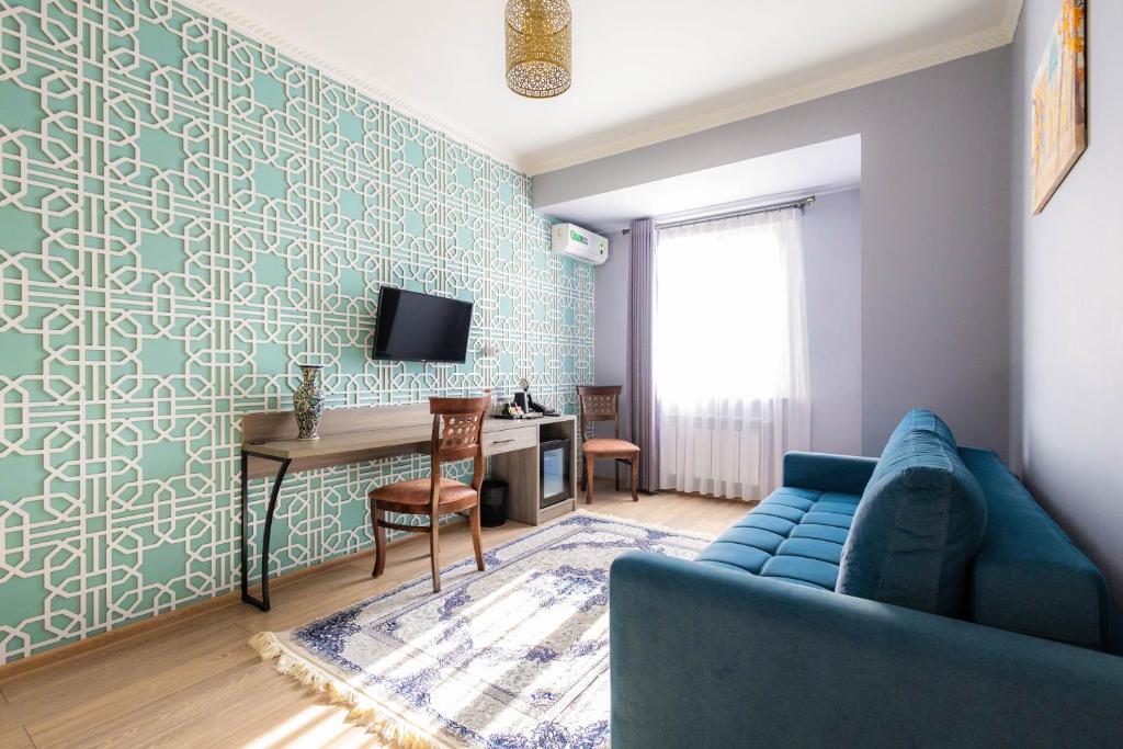 Khan Hotel Samarkand- UNESCO World Heritage Site - Tap to explore photos