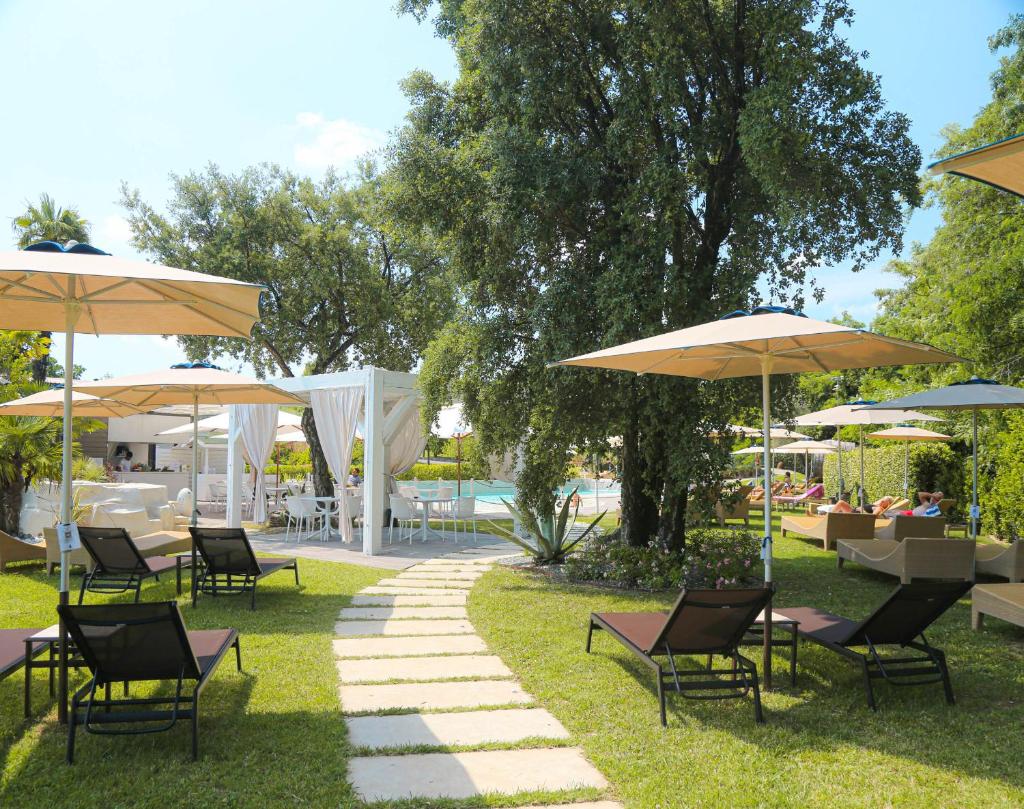 Relais Bellaria Hotel & Congressi - Tap to explore photos