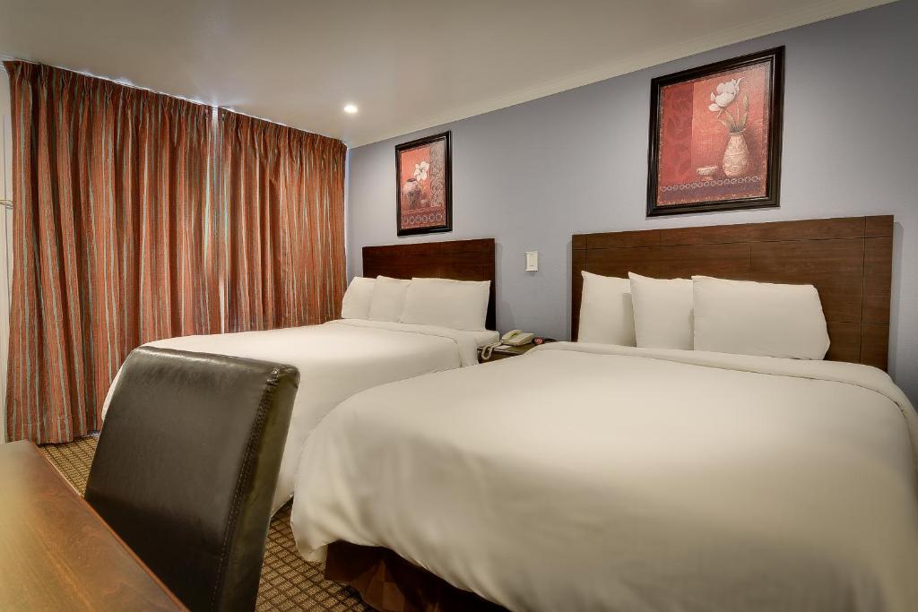Vagabond Inn San Pedro Room Type - Premium Two Queen Room Non-Smoking