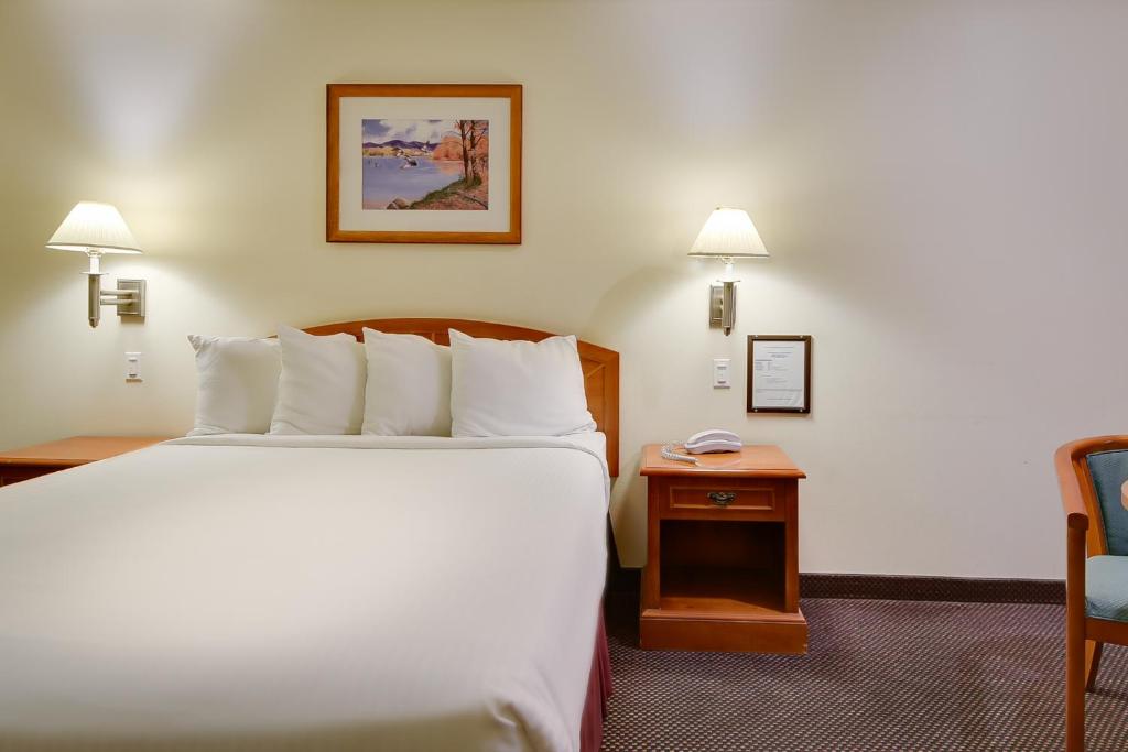 Vagabond Inn Hacienda Heights image