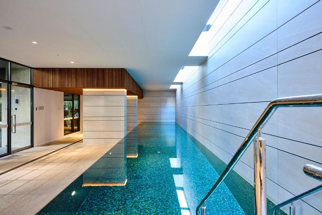 Cozy 1Bedroom Stay with Pool & Gym Access