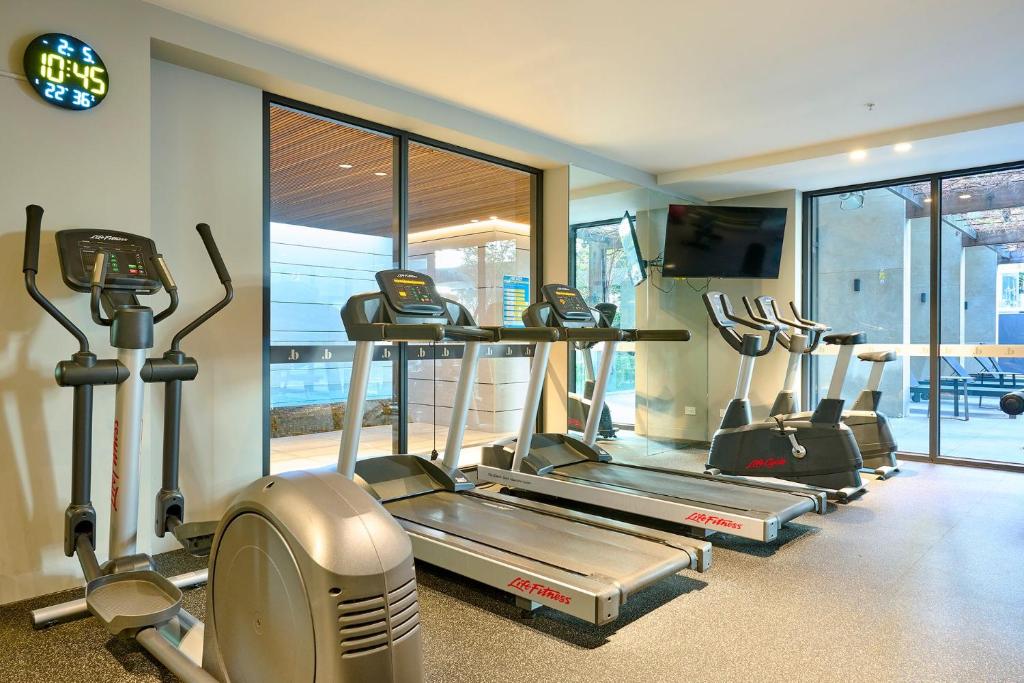 Cozy 1Bedroom Stay with Pool & Gym Access photo 1