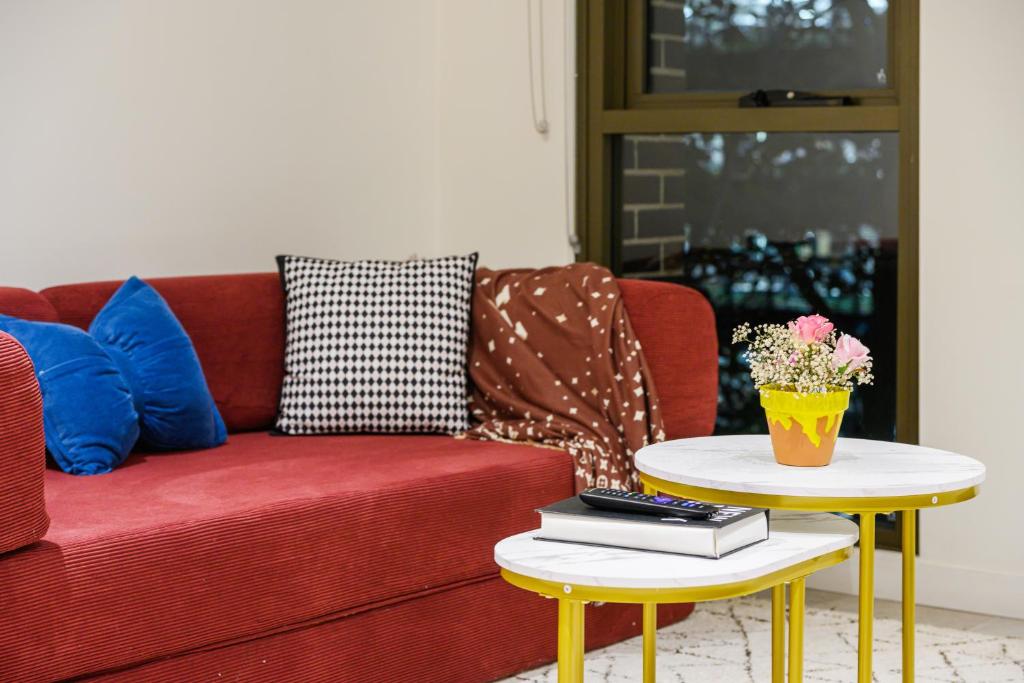Modern 3BR Apartment in Sydney CBD Walk to ICC Chinatown photo 1