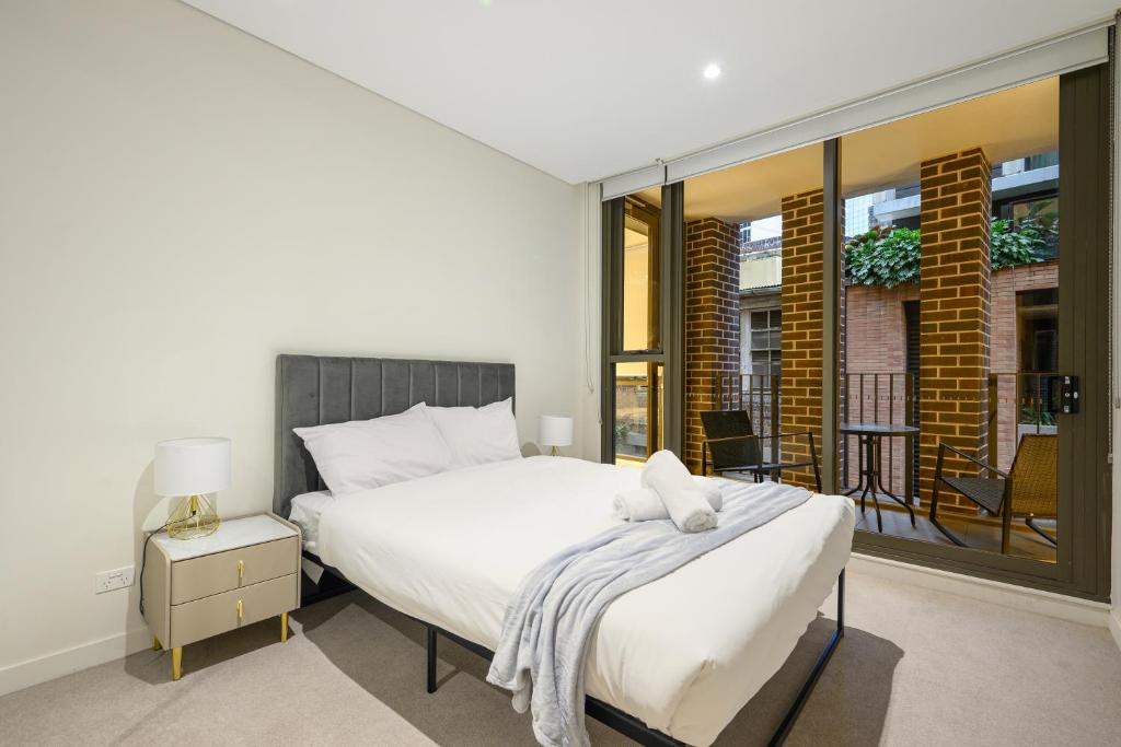 Modern 3BR Apartment in Sydney CBD Walk to ICC Chinatown photo 3
