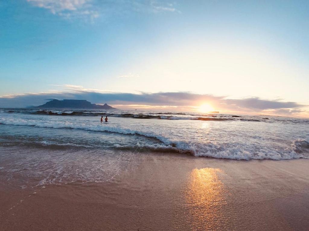 Our Cape Town Home - Beach Villa with Stunning Sea & Mountain Views! - Tap to explore photos