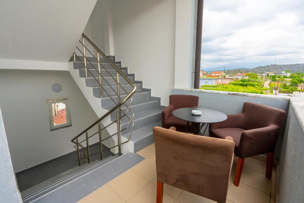 Hotel Shkodra Comfort photo 3