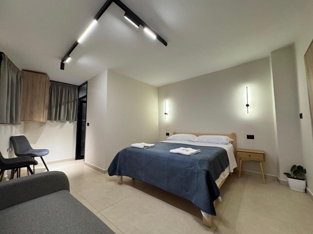 Cozy Double Room in City Center photo 1