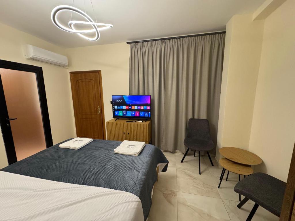 Cozy Double Room in City Center photo 4