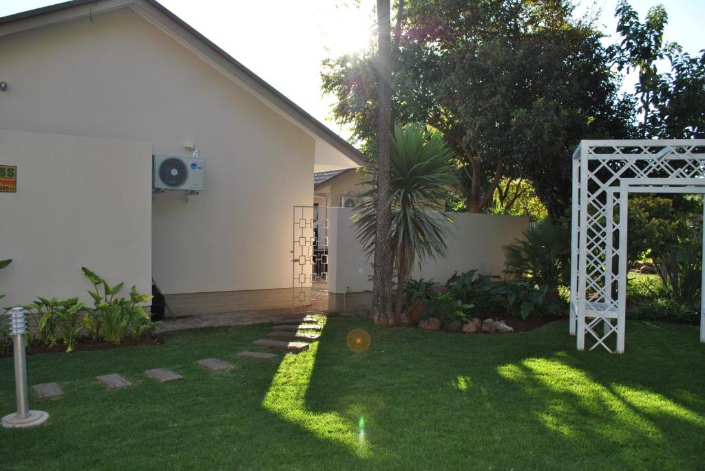 Amaris Guesthouse photo 3