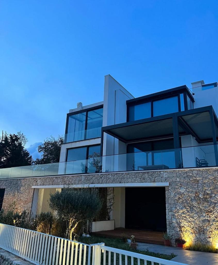 Luxury Villa Dhermi photo 4