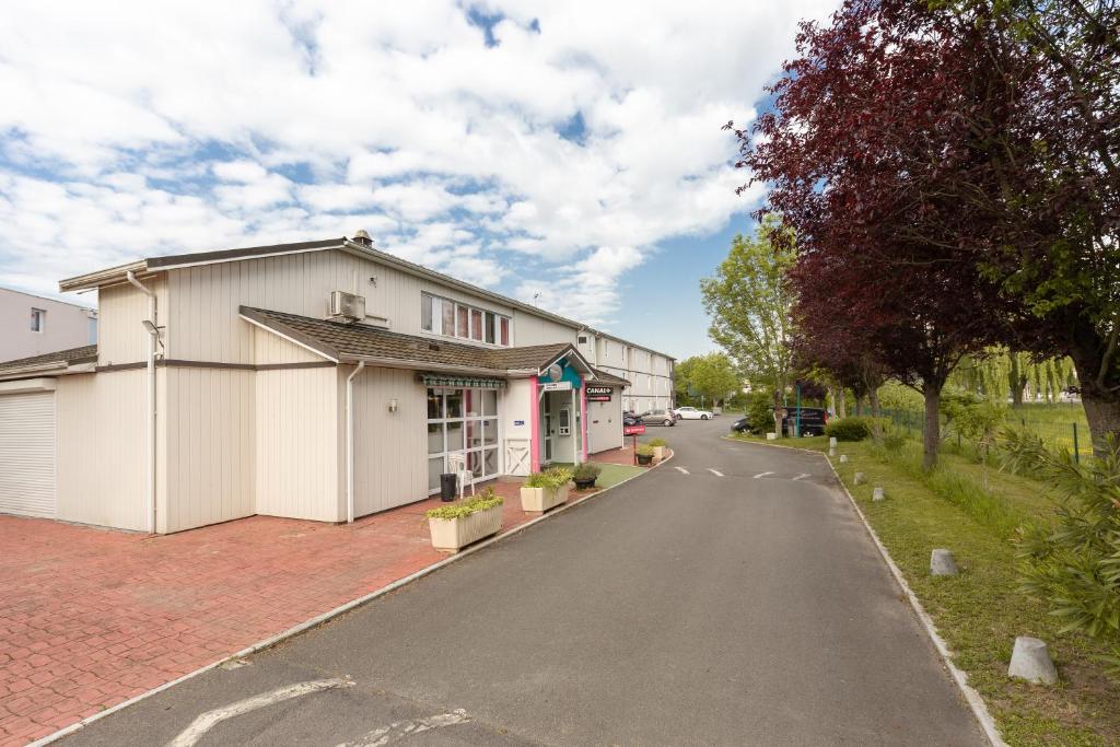 FASTHOTEL ROISSY CDG SUD - Claye Souilly