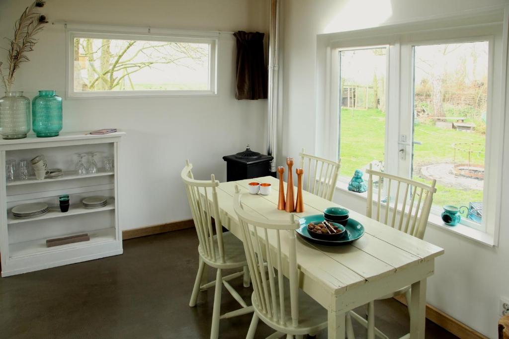 Kleine Buurt aan de Weide photo 1