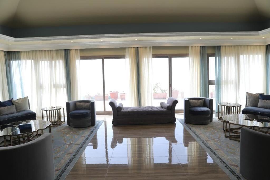 Happiness Beach Villa photo 1