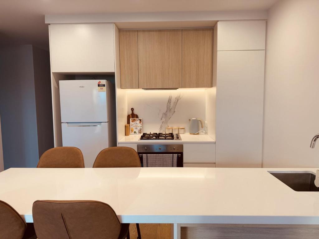Prospect Box Hill 2BR Apt L9 photo 3