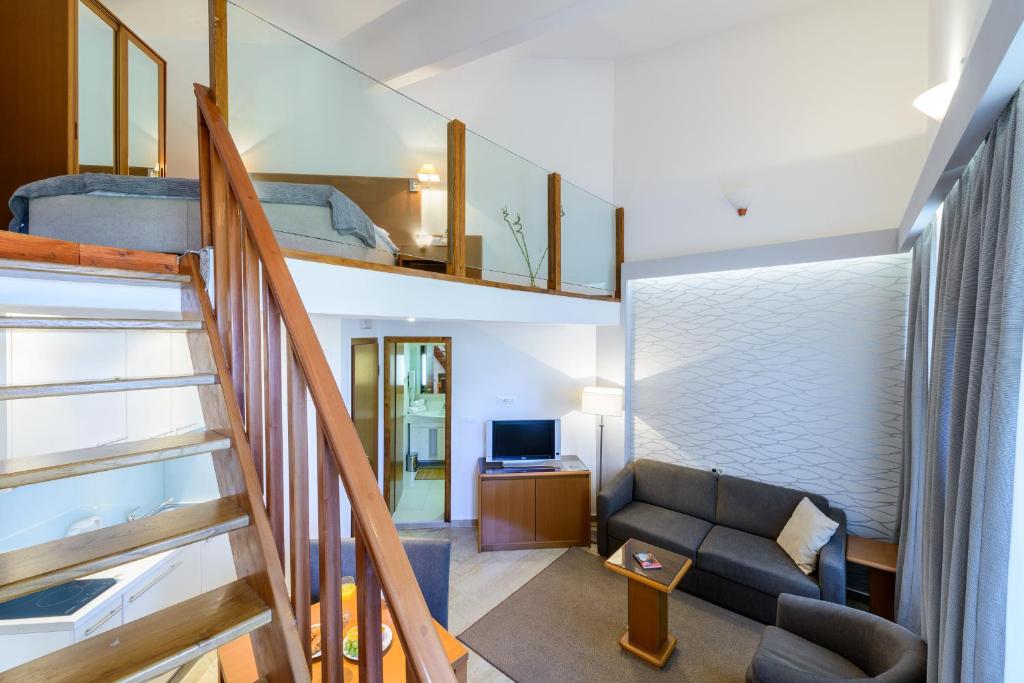 Апартаменты (Двухуровневый номер-студио с патио и видом на море), Adriatic Resort Apartments