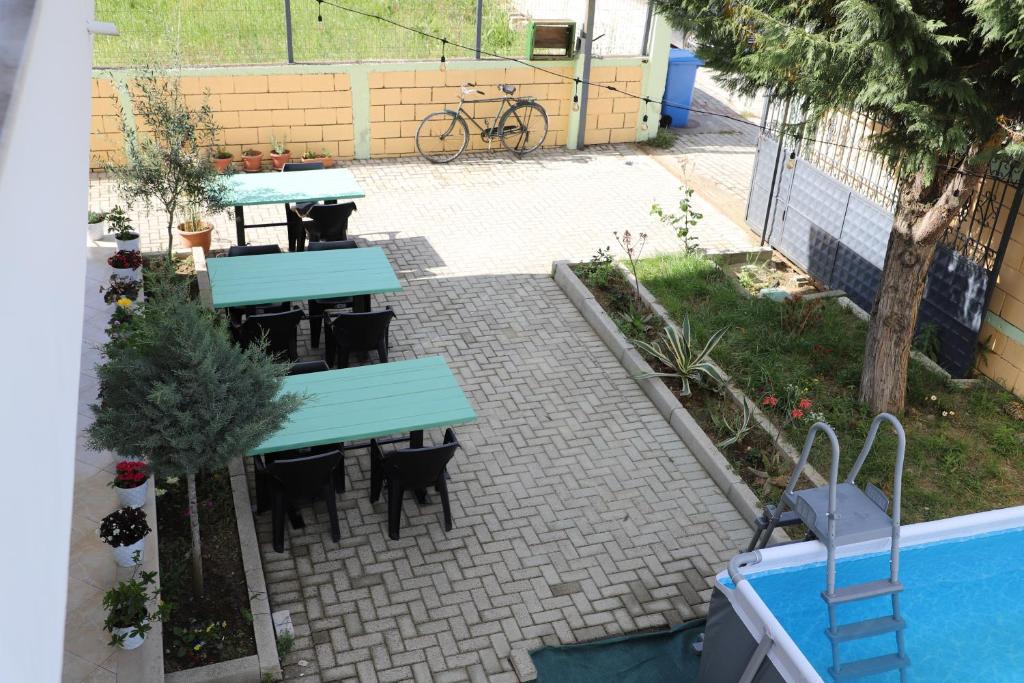 Baza Hostel - Swimming Pool photo 3