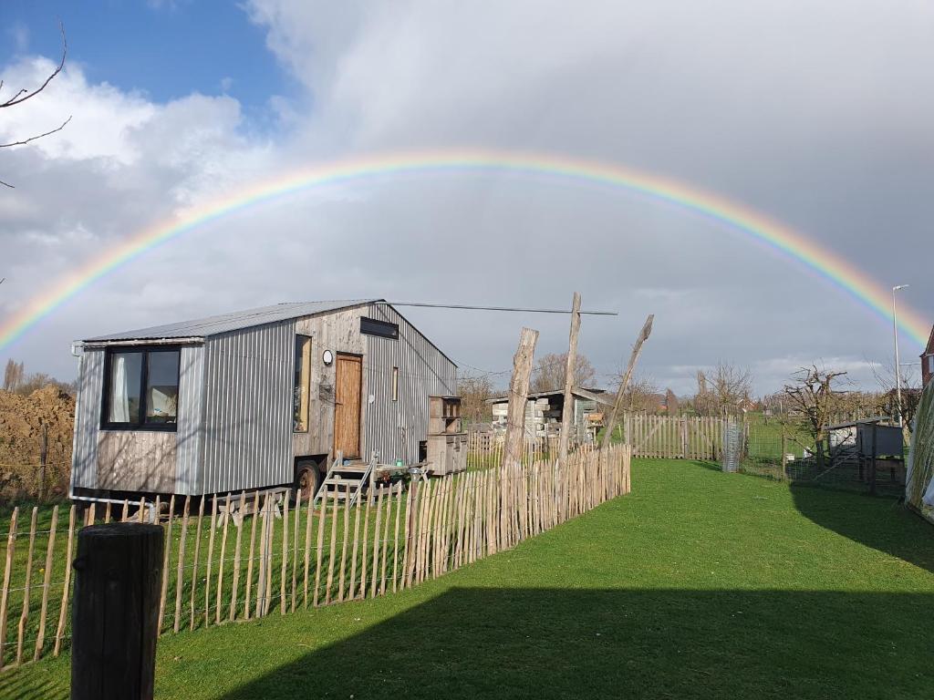 Tiny house less is more photo 1