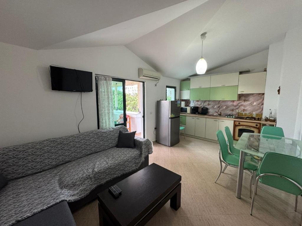 Golem apartment 5V Klodi