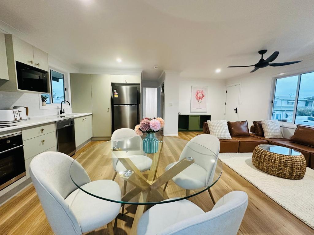 Ann St Bungalow-Perfect Escape! photo 4