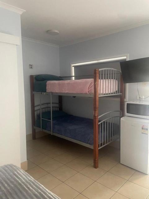 Cooktown Motel - Tap to explore photos
