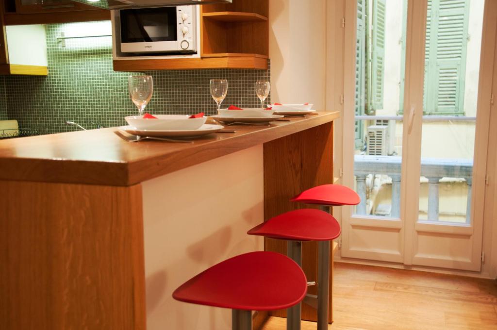 Apartment Massena - Old Town photo 2