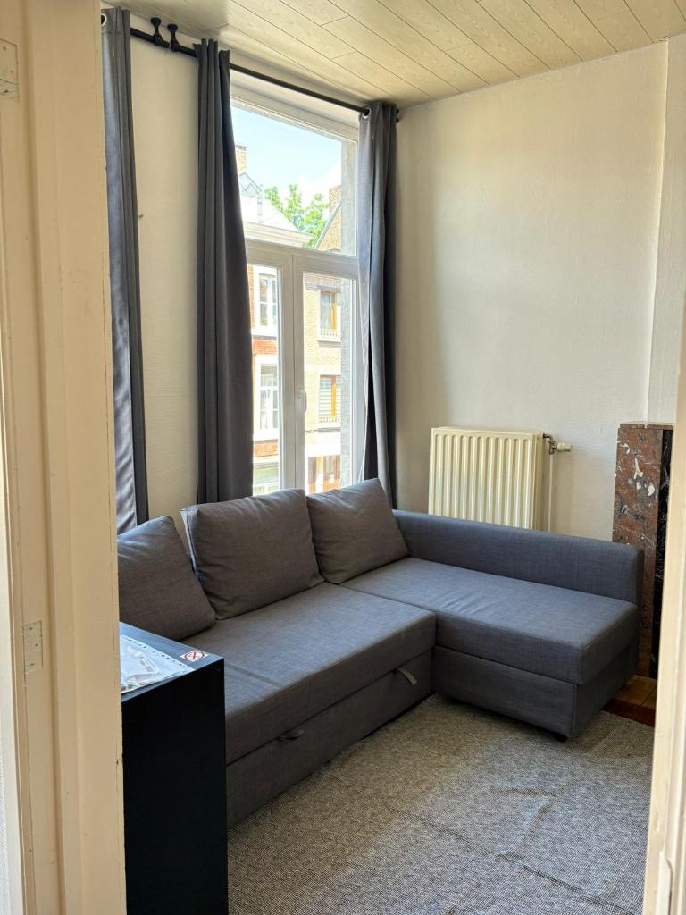 petit appartement Huy centre photo 2