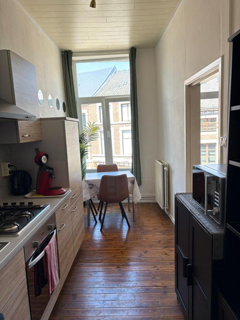 petit appartement Huy centre photo 4