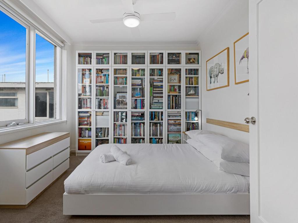 Stylish South Yarra Escape & Free Parking photo 2