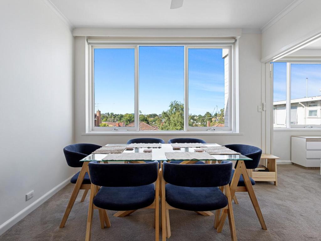 Stylish South Yarra Escape & Free Parking photo 3